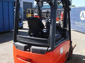 2011-linde-e16-01-1452283-47140732