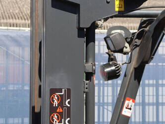 2011-linde-e16-01-1452283-47140738
