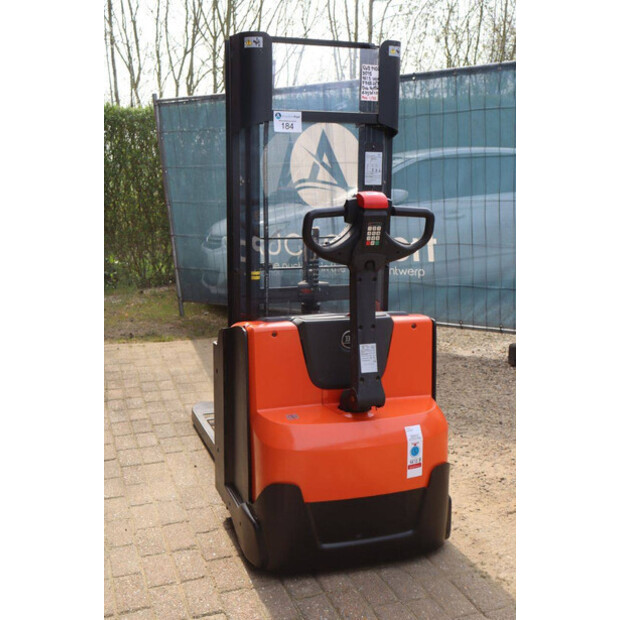 2015 BT SWE140L-47141332