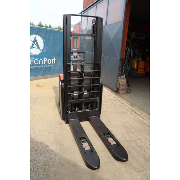 2015 BT SWE140L-47141335