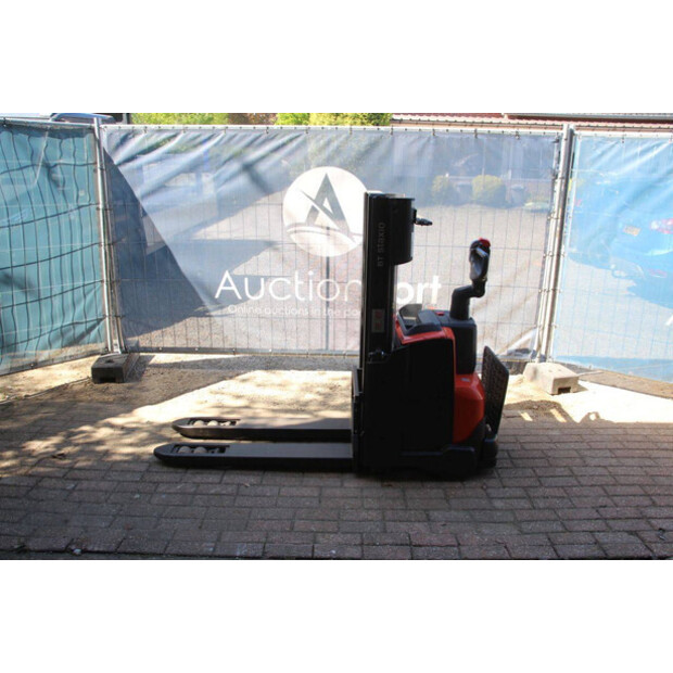 2020 Toyota SWE200D-47141402