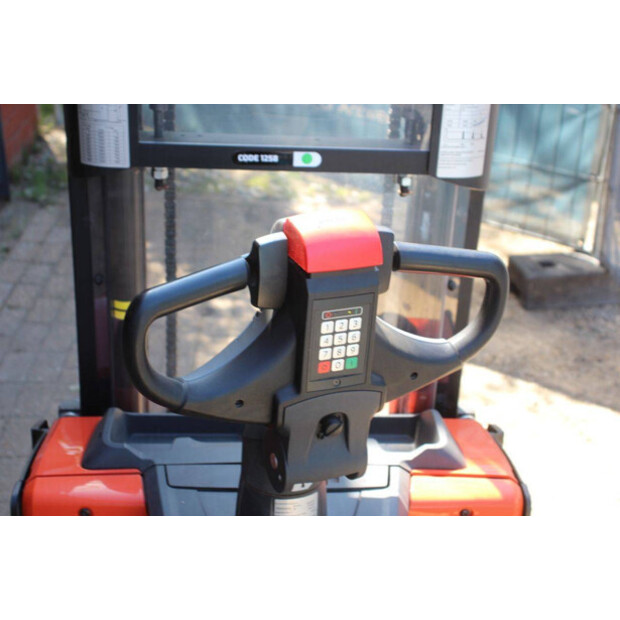 2020 Toyota SWE200D-47141415