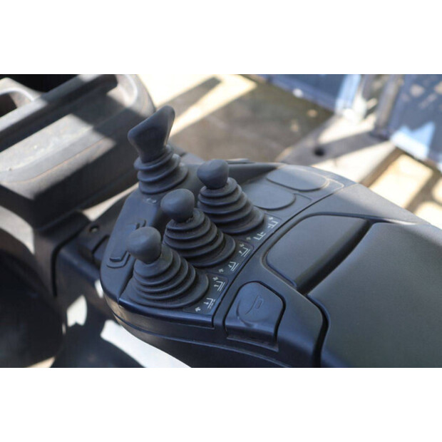 2016 Linde E30L-01-47141535
