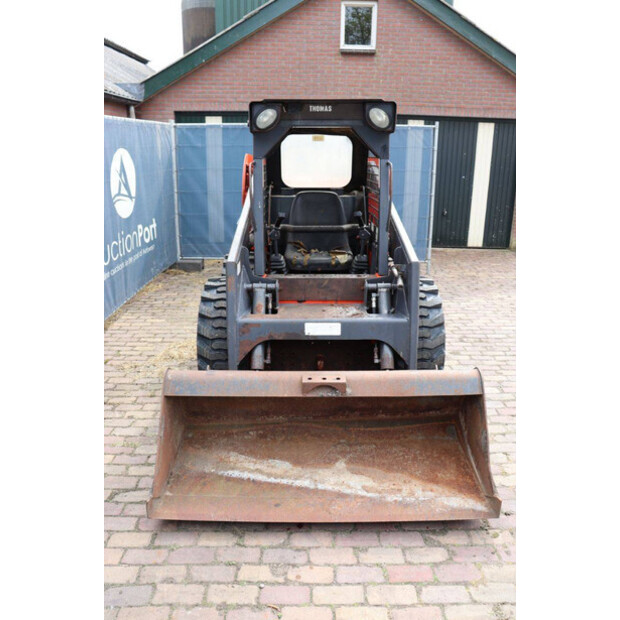 2001 THOMAS 153-47141626