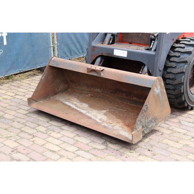 2001 THOMAS 153-47141629