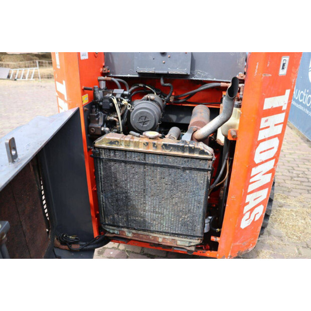 2001 THOMAS 153-47141642