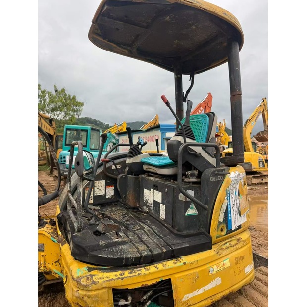 2017 كوماتسو PC40MR-2-47151127