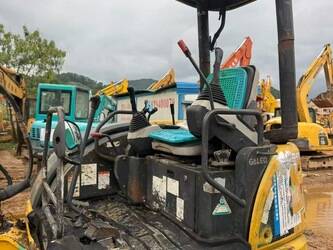 2017-komatsu-pc40mr-2-47151127