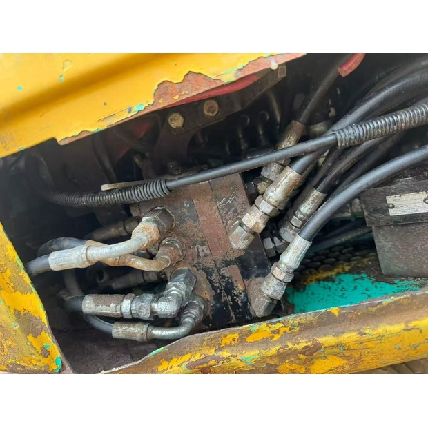 2017 كوماتسو PC40MR-2-47151130
