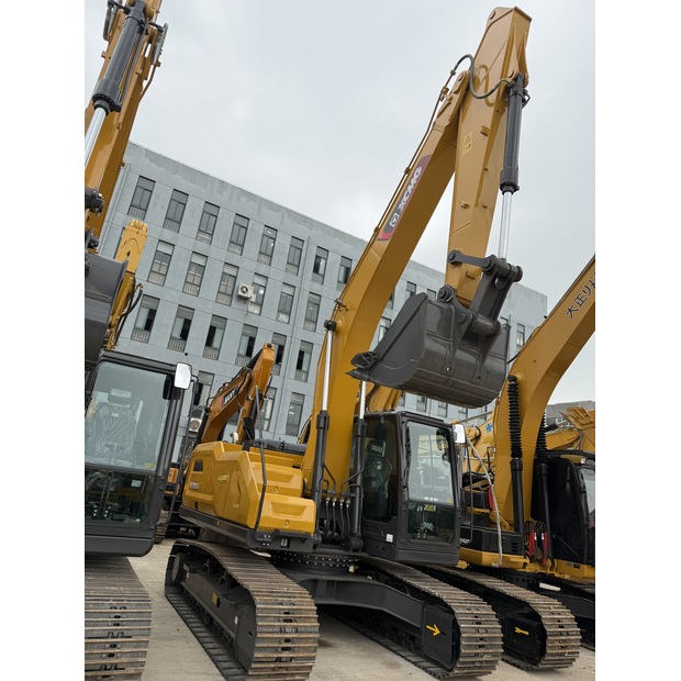 2025 XCMG XE200GA-47154410