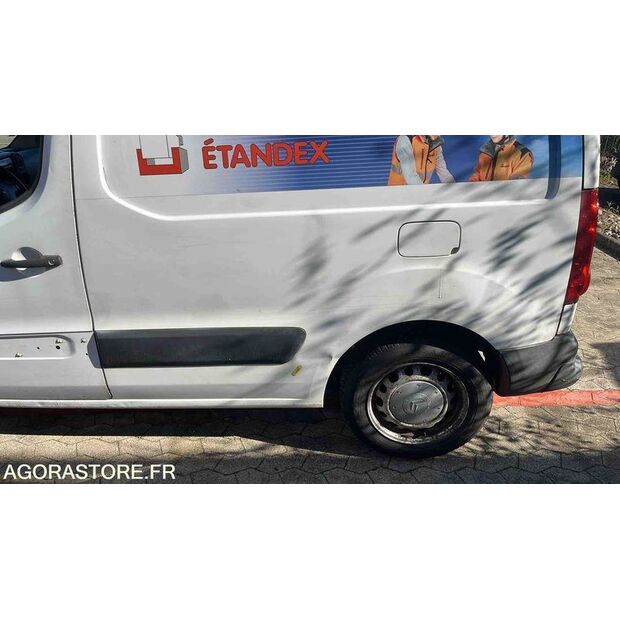2011 Citroen BERLINGO-47156656