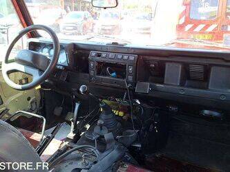 2005-land-rover-defender-1452430-47156807