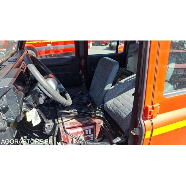 2005 Land Rover Defender-47156808
