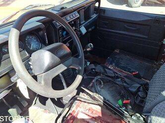 2005-land-rover-defender-1452430-47156811