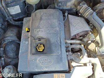 2005-land-rover-defender-1452430-47156816