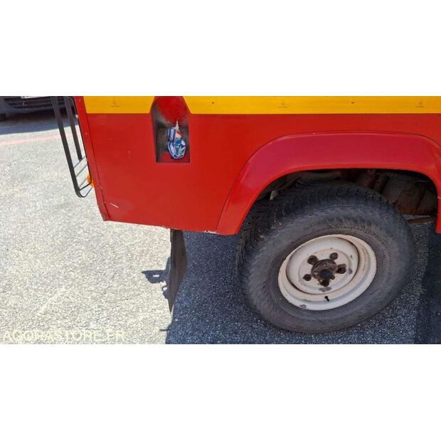2005 Land Rover Defender-47156818