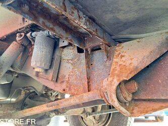 2005-land-rover-defender-1452430-47156835