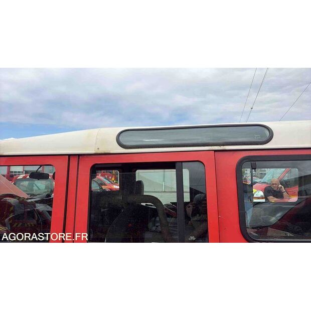 2008 Land Rover Defender-47156874