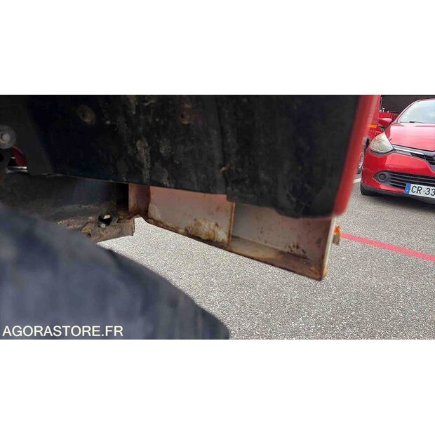 2008 Land Rover Defender-47156879