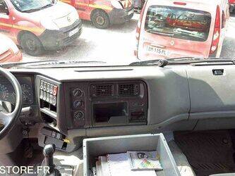 2002-renault-premium-1452443-47157341