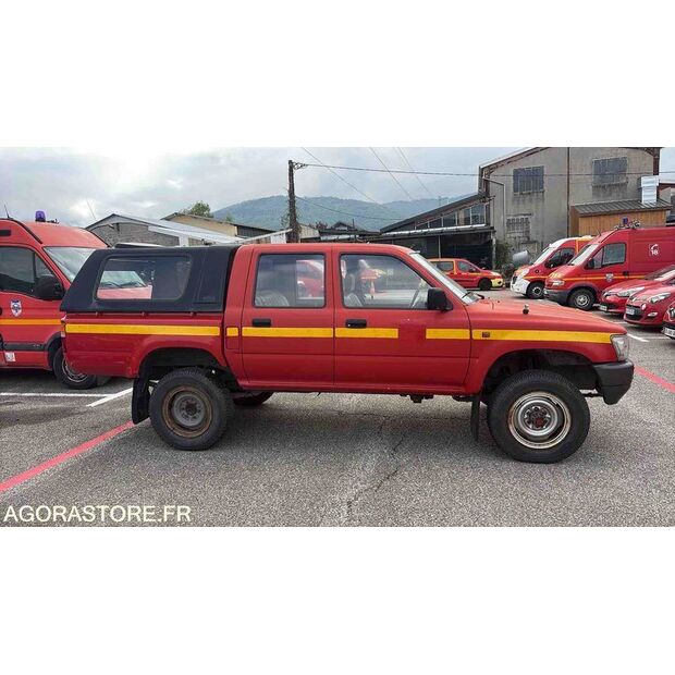 1990 Toyota Hilux-47157387