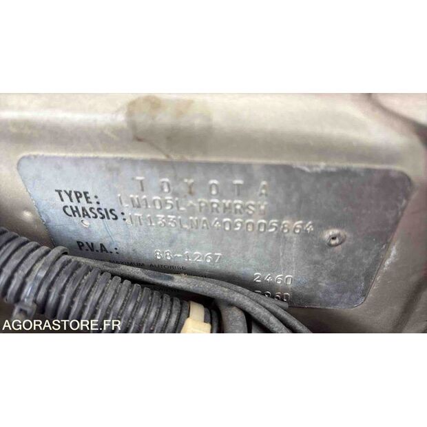 1990 Toyota Hilux-47157400
