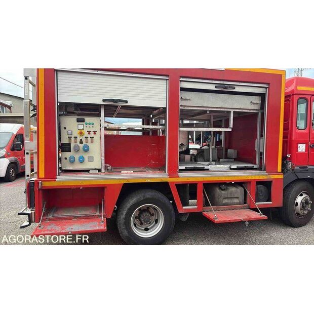 2000 Renault S150-47157589