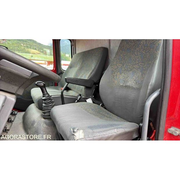 2000 Renault S150-47157596