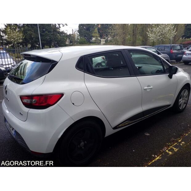 2013 رينو Clio-47157979