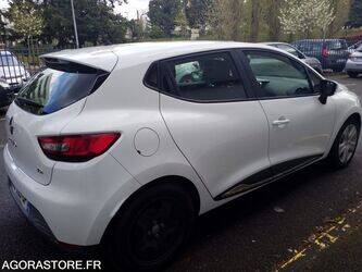 2013-renault-clio-1451897-47157979