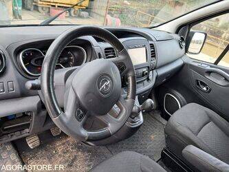 2017-opel-vivaro-1451919-47158072