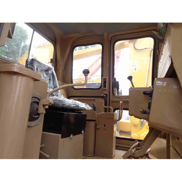 2021 Caterpillar D6D-47158686