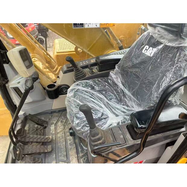 2021 Caterpillar 320C-47160701