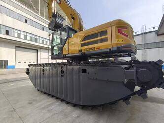 صورة ل حفارات امفيبوس 2026 اكس سي ام جي XE220