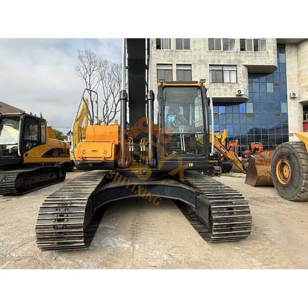 2024 Hyundai 220-9S-47161130