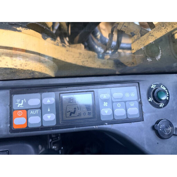 2007 Caterpillar 320DL-47161727