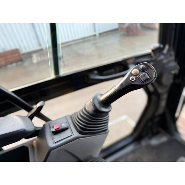 2019 Caterpillar 323-47161907