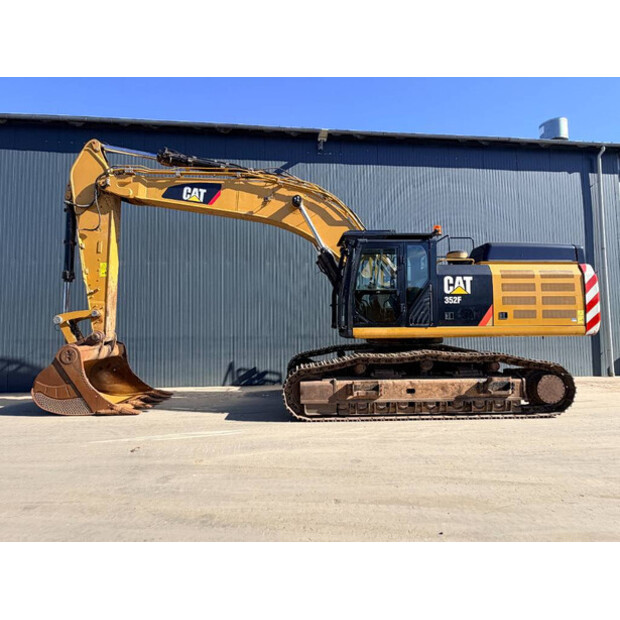 2017 Caterpillar 352F-47161998