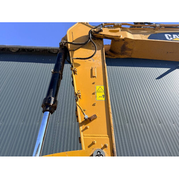 2017 Caterpillar 352F-47162022