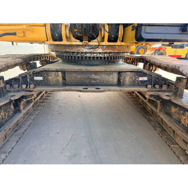 2017 Caterpillar 352F-47162025