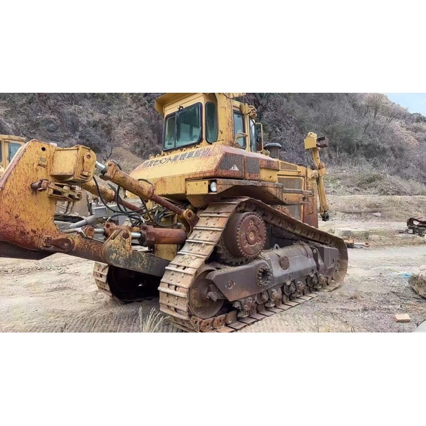 2011 Caterpillar D9N-47162344
