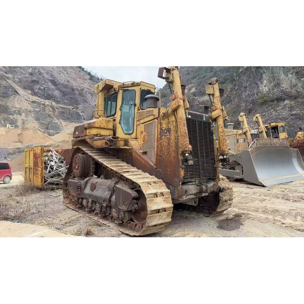 2011 Caterpillar D9N-47162345