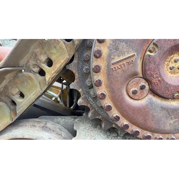2011 Caterpillar D9N-47162346