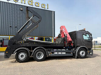 2011-volvo-others-47162791