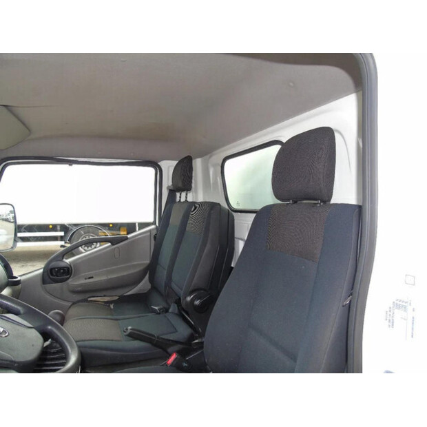 2018 نيسان Cabstar-47162825