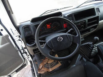 2018-nissan-cabstar-1452743-47162830
