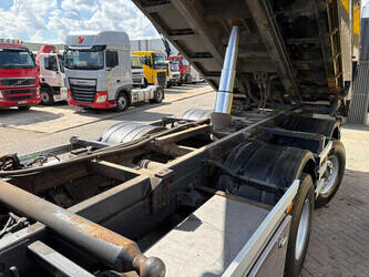 2010-volvo-fm-330-eev-1452744-47162867