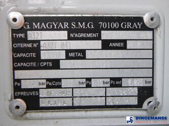 2010-renault-premium-260-47162971