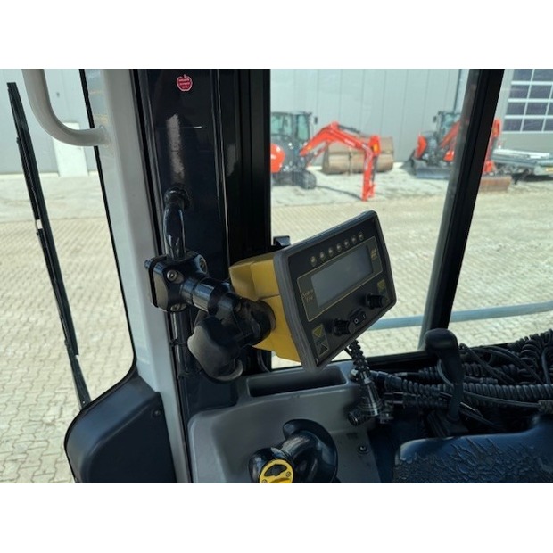 Komatsu D61PX-24-47172338