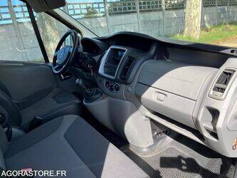 2013-renault-trafic-1452979-47179380